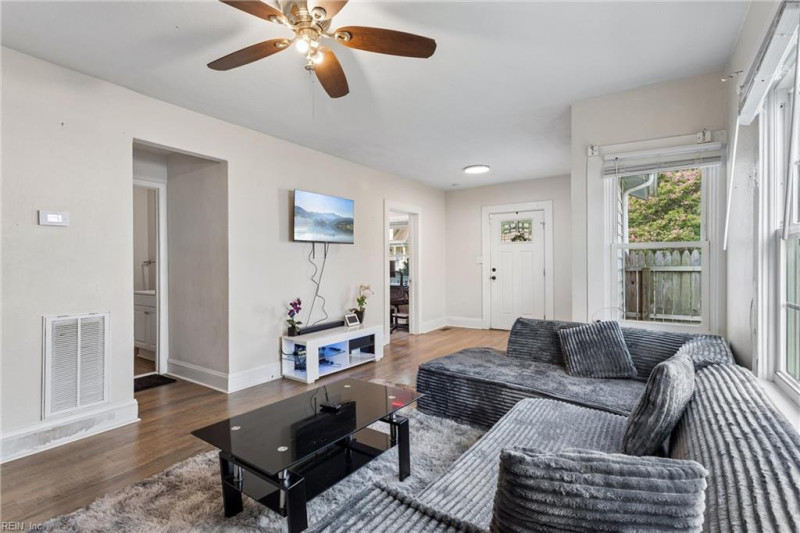 Photo 13 of 37 residential for sale in Norfolk virginia Photo 13 of 37 residential for sale in Norfolk virginia