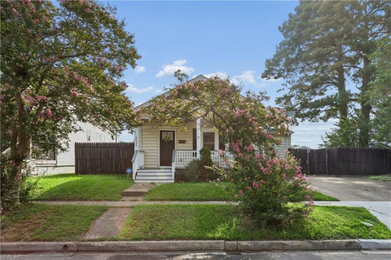 Photo 3 of 37 residential for sale in Norfolk virginia Photo 3 of 37 residential for sale in Norfolk virginia