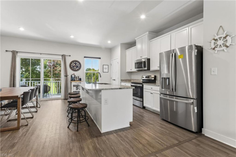 Photo 16 of 50 residential for sale in Norfolk virginia