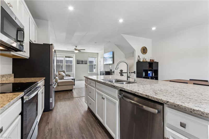 Photo 22 of 50 residential for sale in Norfolk virginia