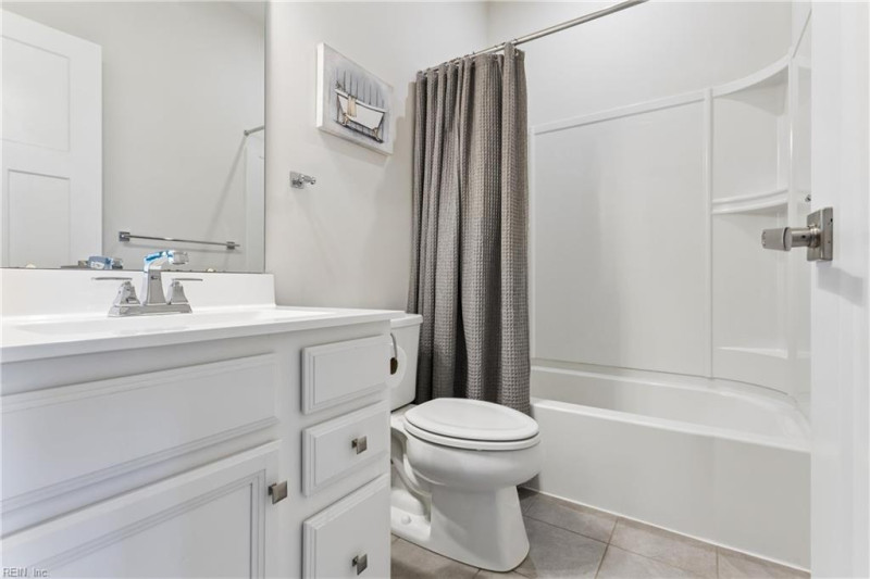 Photo 31 of 50 residential for sale in Norfolk virginia