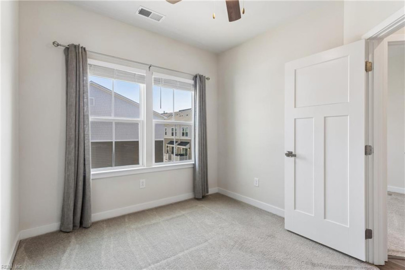Photo 34 of 50 residential for sale in Norfolk virginia