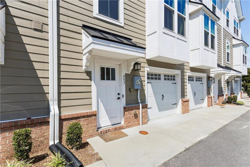 Photo 4 of 50 residential for sale in Norfolk virginia