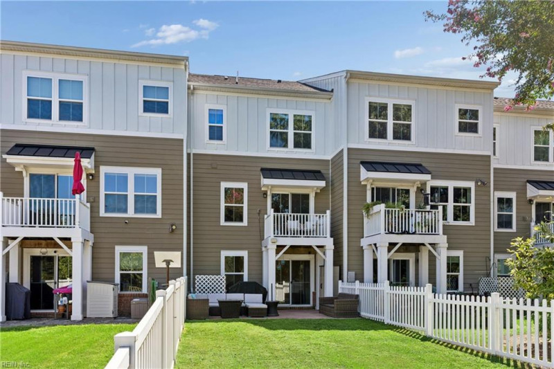 Photo 41 of 50 residential for sale in Norfolk virginia