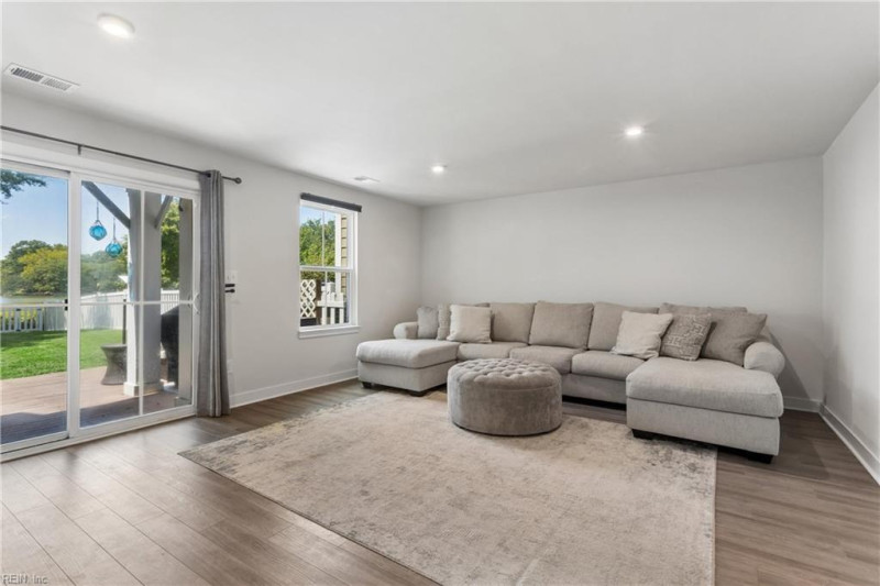 Photo 9 of 50 residential for sale in Norfolk virginia