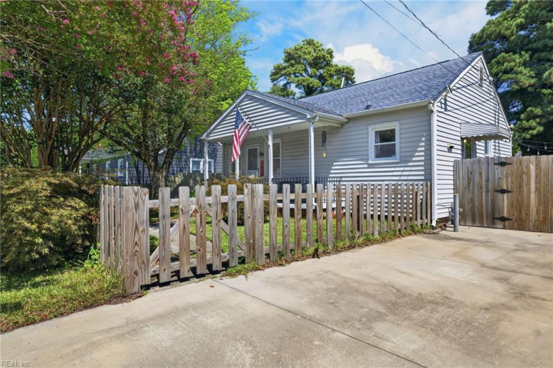 Photo 24 of 27 residential for sale in Norfolk virginia Photo 24 of 27 residential for sale in Norfolk virginia