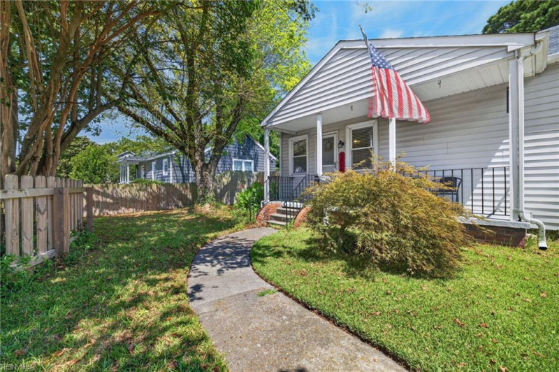 Photo 26 of 27 residential for sale in Norfolk virginia Photo 26 of 27 residential for sale in Norfolk virginia