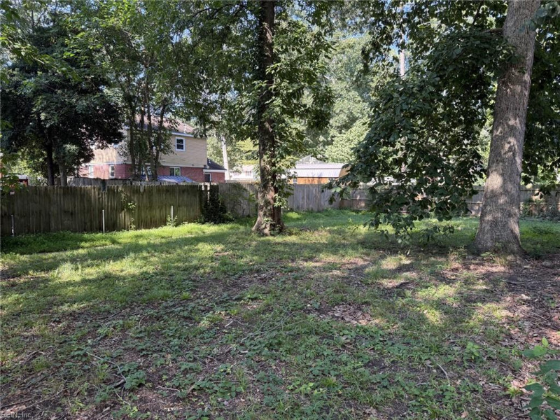 Photo 3 of 30 residential for sale in Newport News virginia Photo 3 of 30 residential for sale in Newport News virginia