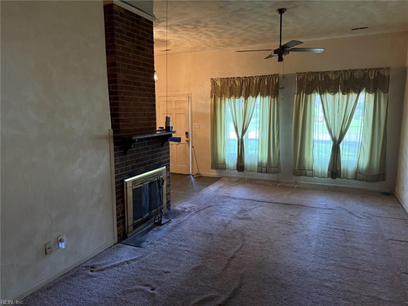 Photo 5 of 30 residential for sale in Newport News virginia Photo 5 of 30 residential for sale in Newport News virginia
