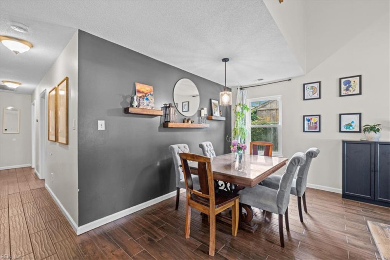 Photo 10 of 49 residential for sale in Virginia Beach virginia