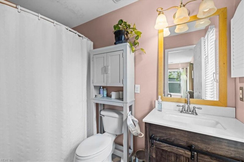 Photo 20 of 49 residential for sale in Virginia Beach virginia