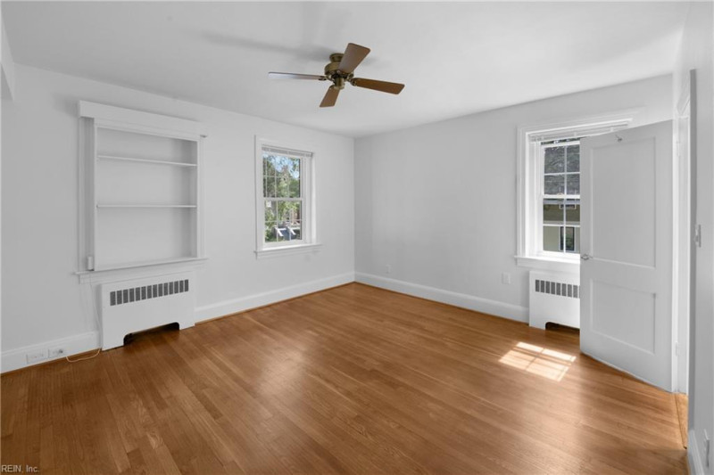 Photo 17 of 30 residential for sale in Norfolk virginia Photo 17 of 30 residential for sale in Norfolk virginia