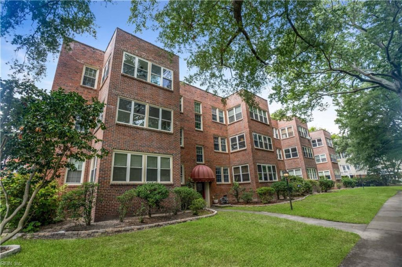Photo 2 of 30 residential for sale in Norfolk virginia Photo 2 of 30 residential for sale in Norfolk virginia