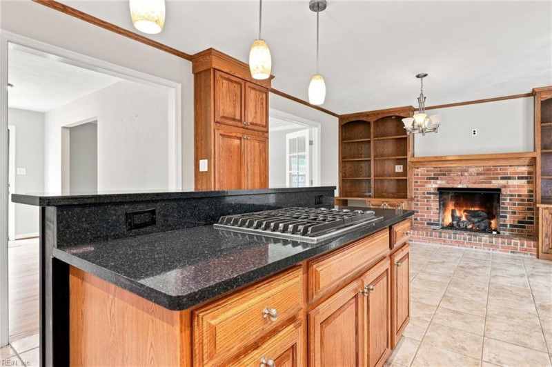 Photo 33 of 42 residential for sale in Chesapeake virginia