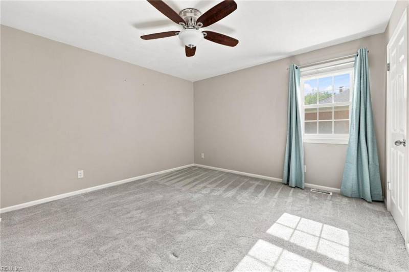 Photo 40 of 42 residential for sale in Chesapeake virginia