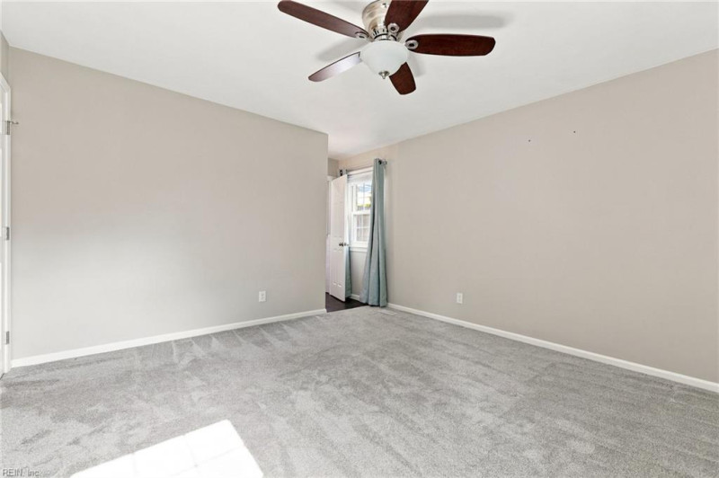 Photo 41 of 42 residential for sale in Chesapeake virginia