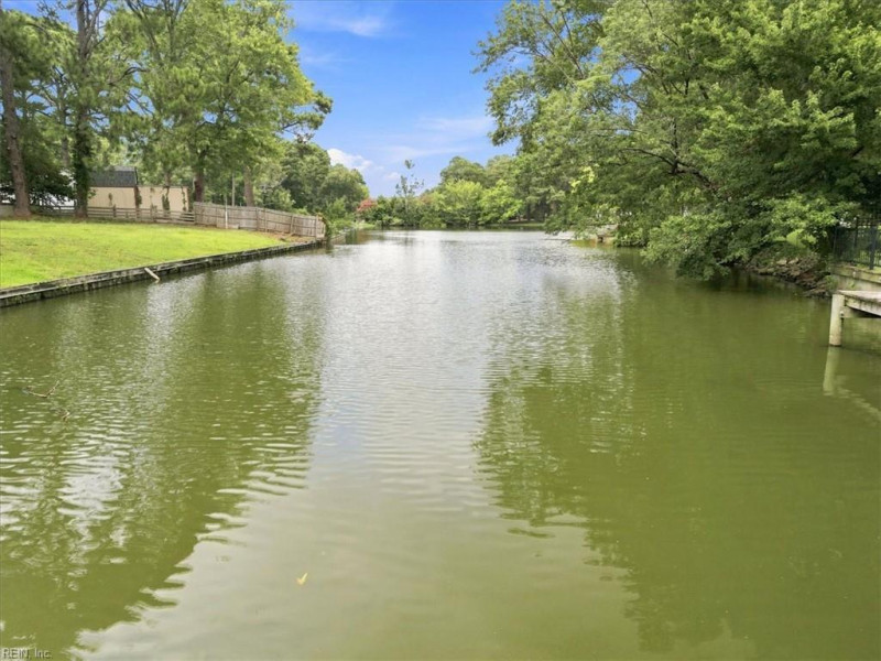 Photo 33 of 47 residential for sale in Virginia Beach virginia