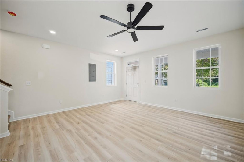 Photo 7 of 27 residential for sale in Norfolk virginia Photo 7 of 27 residential for sale in Norfolk virginia