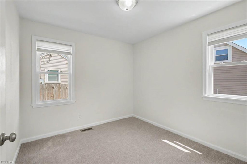 Photo 28 of 32 residential for sale in Hampton virginia