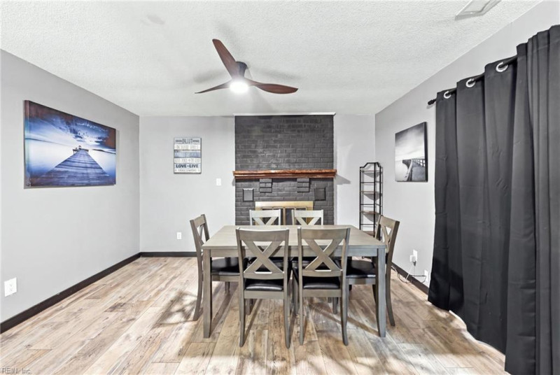 Photo 17 of 36 residential for sale in Virginia Beach virginia