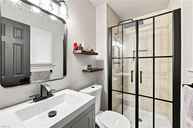 Photo 22 of 36 residential for sale in Virginia Beach virginia