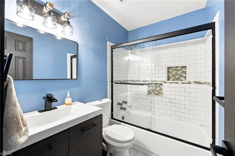 Photo 31 of 36 residential for sale in Virginia Beach virginia