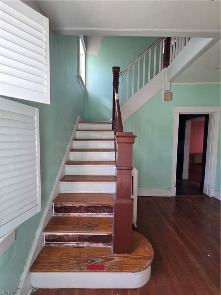 Photo 18 of 38 residential for sale in Newport News virginia
