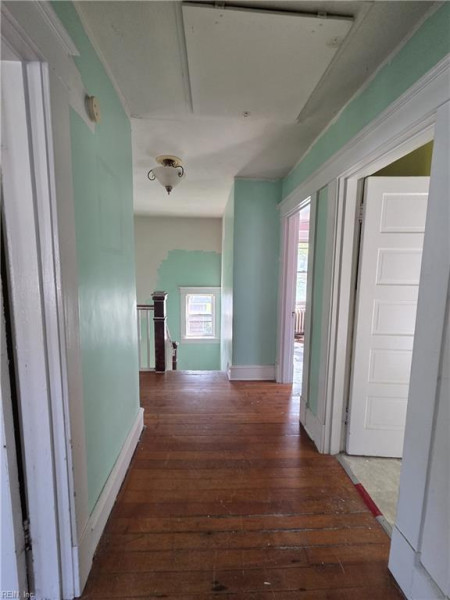 Photo 19 of 38 residential for sale in Newport News virginia