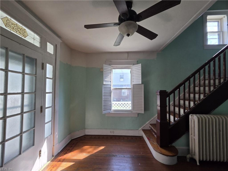 Photo 2 of 38 residential for sale in Newport News virginia
