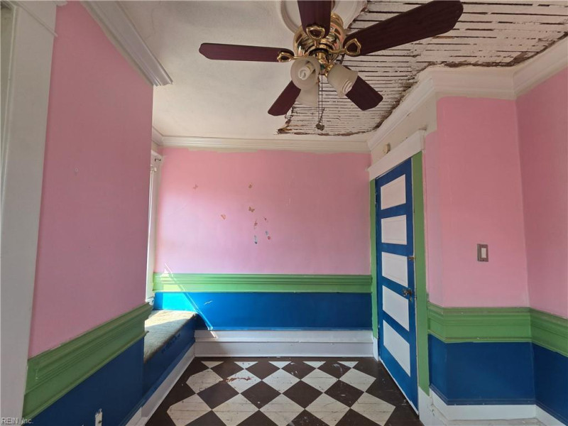 Photo 21 of 38 residential for sale in Newport News virginia