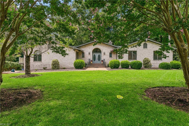Photo 1 of 34 residential for sale in James City County virginia
