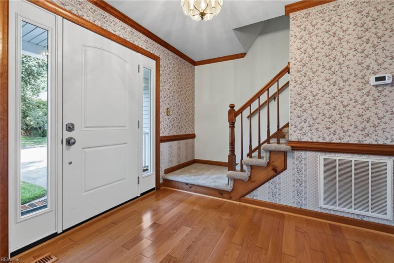 Photo 22 of 46 residential for sale in Chesapeake virginia