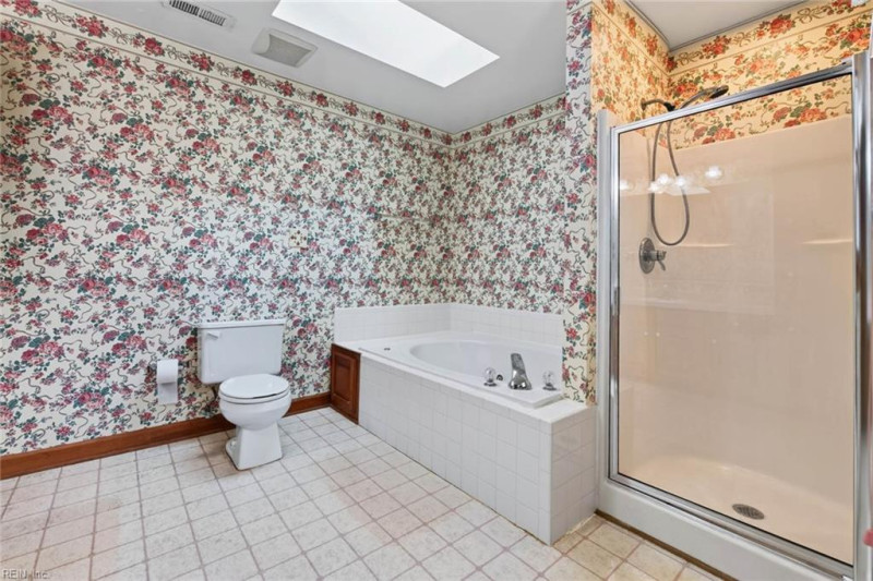 Photo 35 of 46 residential for sale in Chesapeake virginia