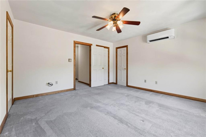 Photo 41 of 46 residential for sale in Chesapeake virginia