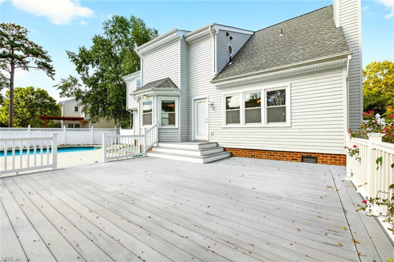 Photo 9 of 46 residential for sale in Chesapeake virginia
