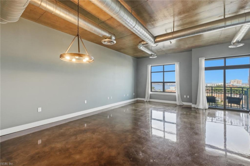 Photo 1 of 32 residential for sale in Norfolk virginia