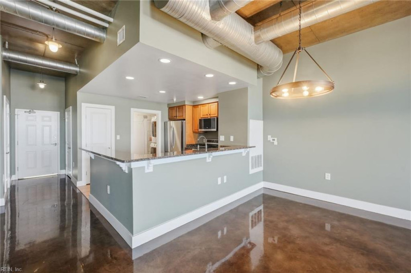 Photo 11 of 32 residential for sale in Norfolk virginia