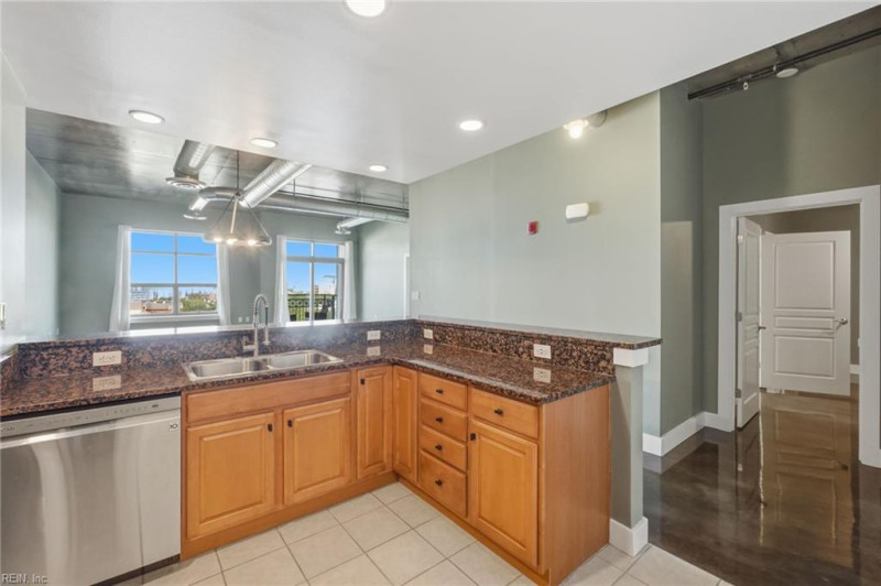 Photo 14 of 32 residential for sale in Norfolk virginia