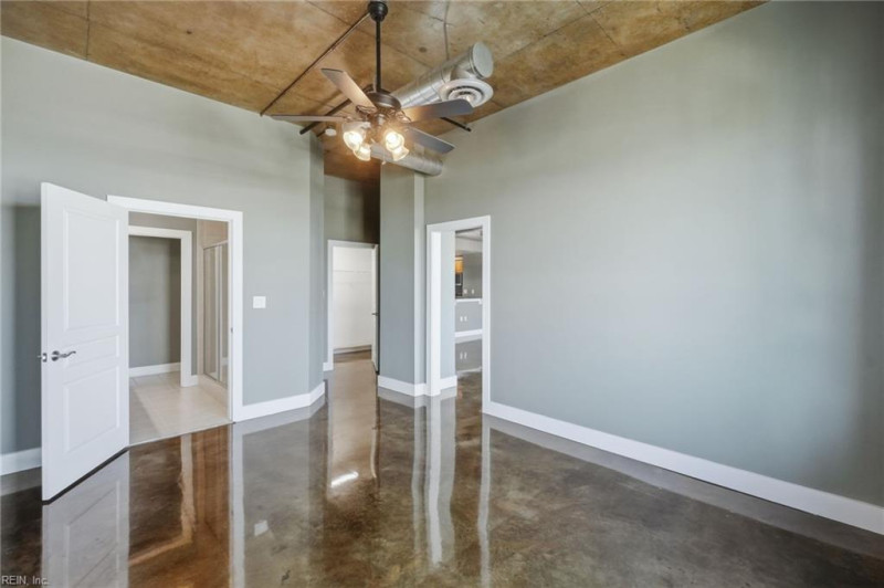 Photo 26 of 32 residential for sale in Norfolk virginia