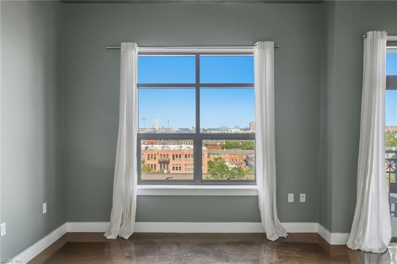 Photo 27 of 32 residential for sale in Norfolk virginia