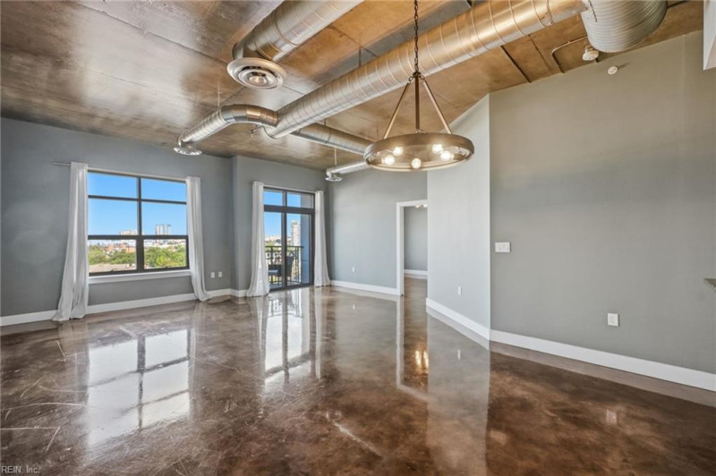 Photo 8 of 32 residential for sale in Norfolk virginia