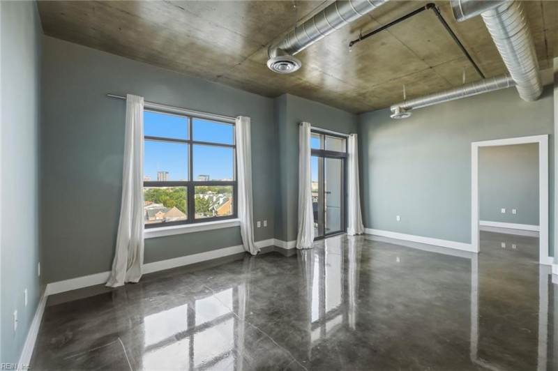 Photo 9 of 32 residential for sale in Norfolk virginia