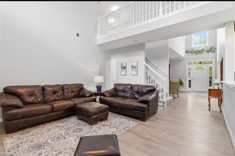 Photo 13 of 46 residential for sale in Chesapeake virginia