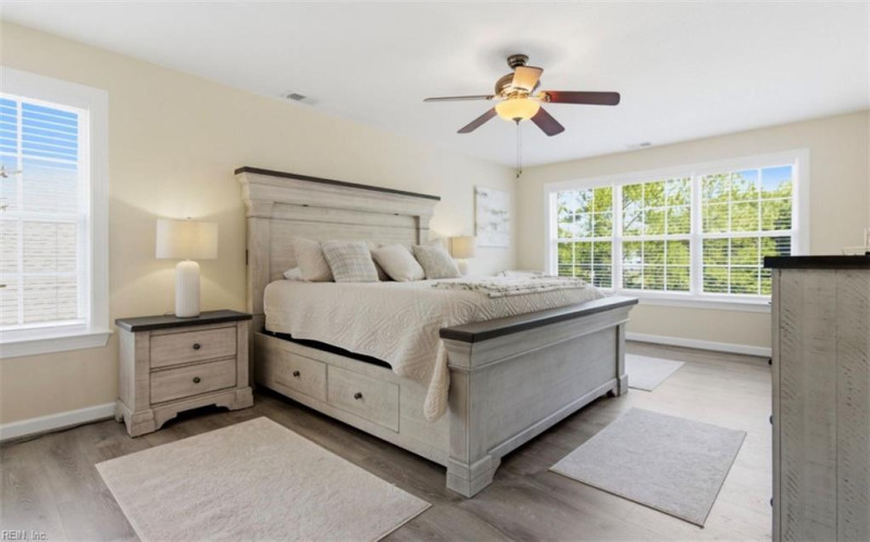 Photo 20 of 46 residential for sale in Chesapeake virginia