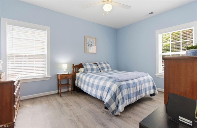 Photo 32 of 46 residential for sale in Chesapeake virginia