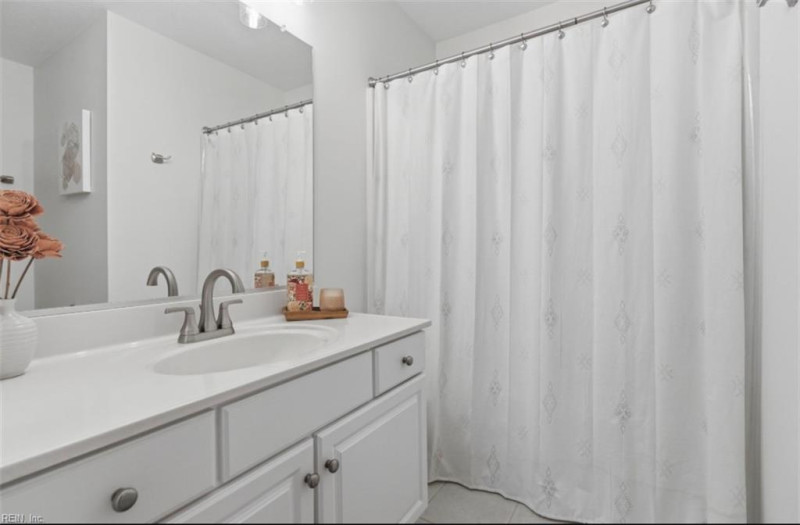 Photo 37 of 46 residential for sale in Chesapeake virginia