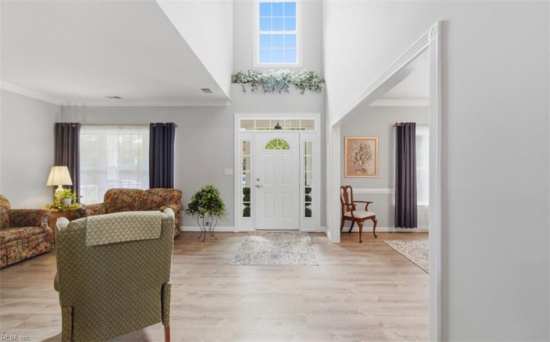 Photo 4 of 46 residential for sale in Chesapeake virginia