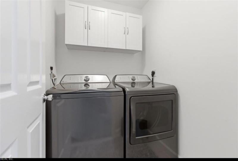 Photo 40 of 46 residential for sale in Chesapeake virginia