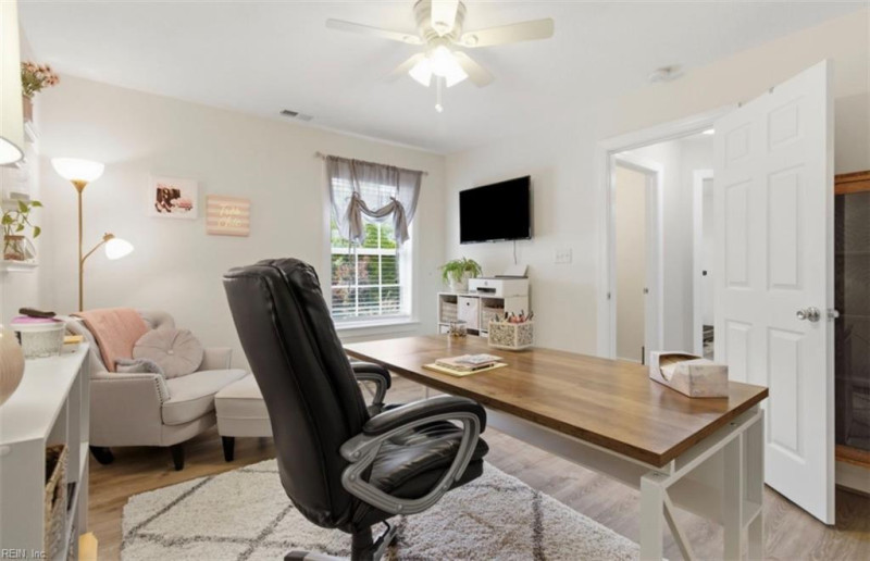 Photo 41 of 46 residential for sale in Chesapeake virginia