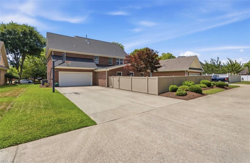 Photo 43 of 46 residential for sale in Chesapeake virginia